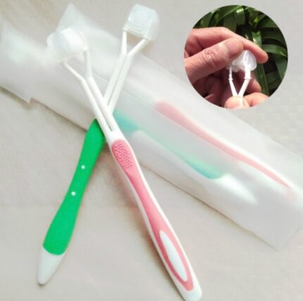 Brosse à dents à trois faces